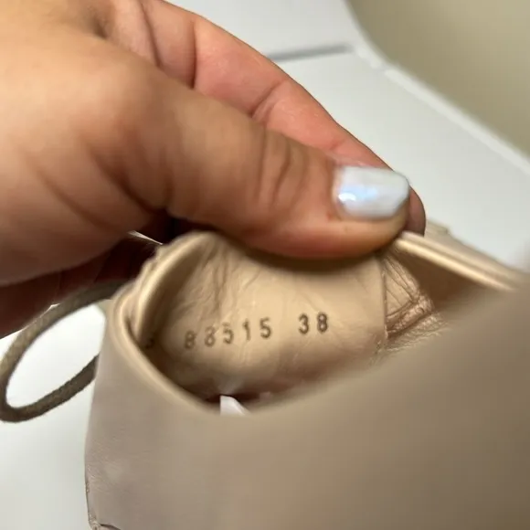 Fabiana Filippi shoes laces leather scales pattern light tan cream colored 38