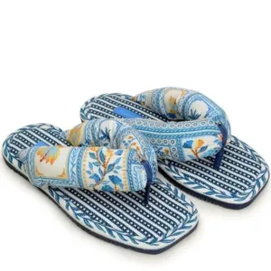 Farm Rio Navy Puffy Flip Flop size Women’s 8
