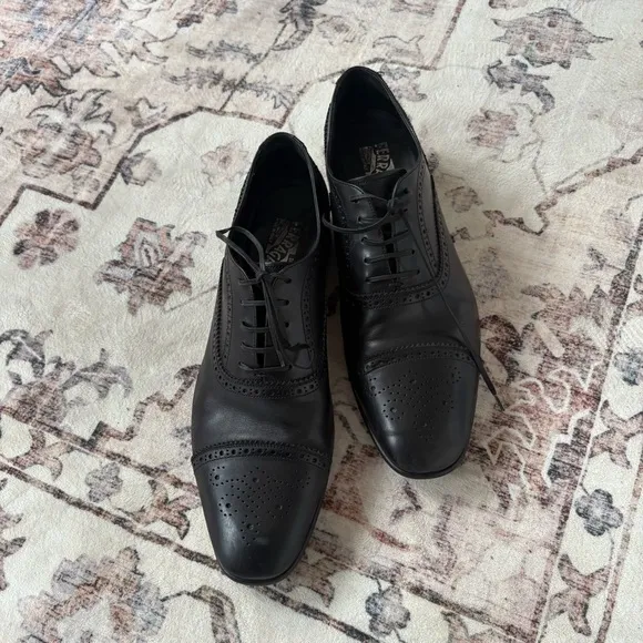 Ferragamo Classic Wingtip Oxfords Black Men's Dress Shoes Size 12
