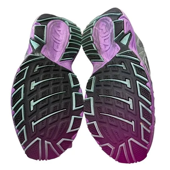 Fila vitality 2 trail shoes. Gray knit and suede and purple accent Size 7