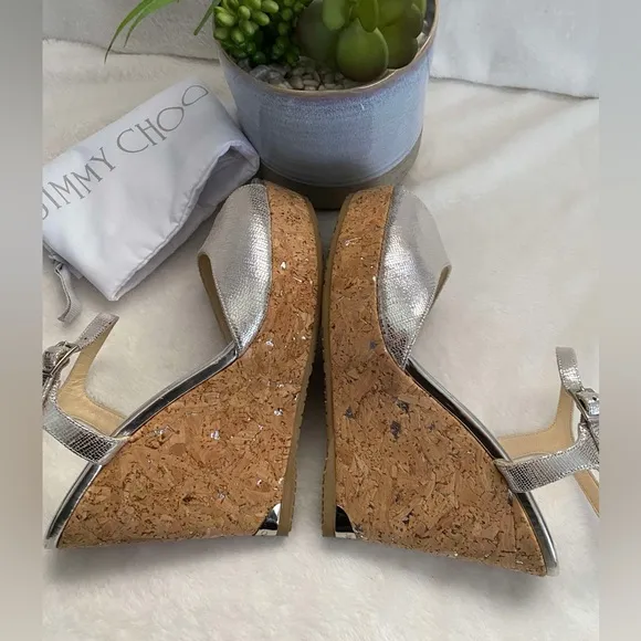 ❤️Final SALE❤️✨Like New Jimmy Choo Wedge Shoes