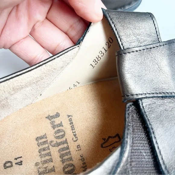 Finn Comfort- Nashville Bronze Leather Closed Toe Comfort Shoes