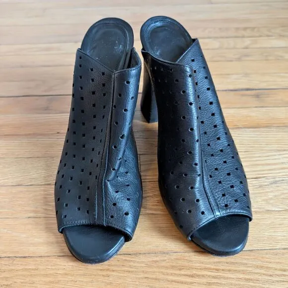 Fiori Francesi Mules Black Leather Heels Italian Stacked Perforated Size 8.5