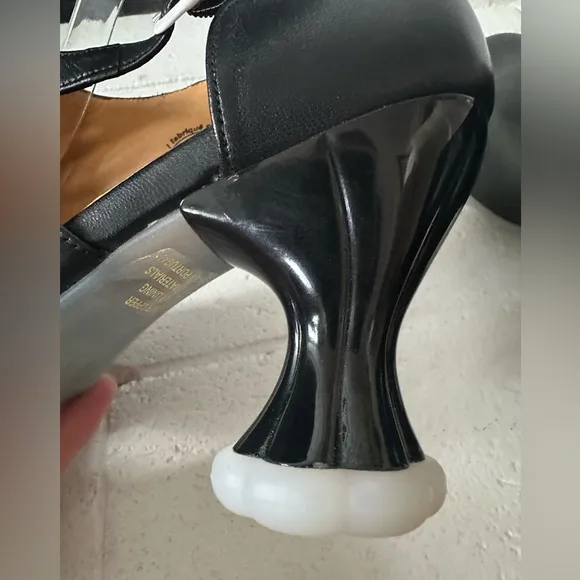 Fluevog NEW W/O BOX Cosmos Opposition black/white sole sexy side-buckled heel -8