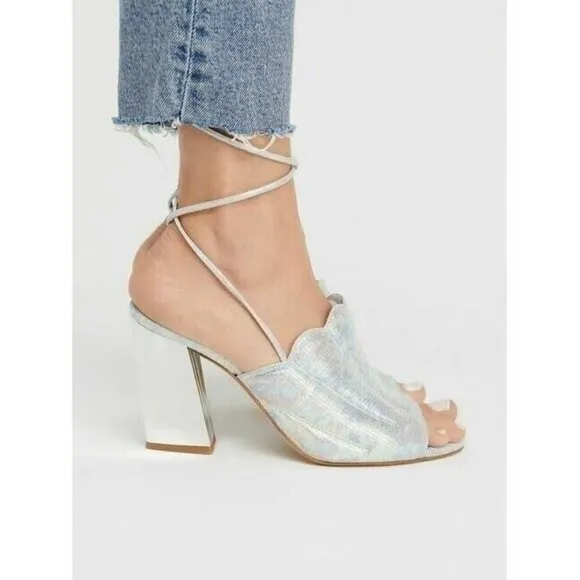 Free People Heel Shoes Metallic Silver Open toe 8 US 3EU New In Box