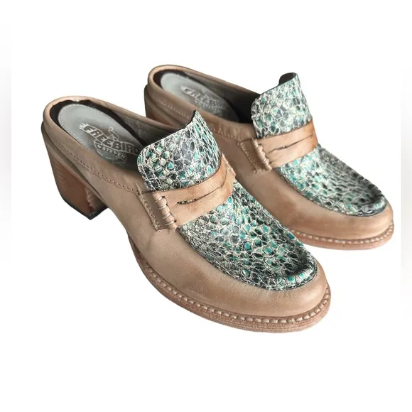 Freebird By Steve Collins All Leather Green Snake Skin Print Clog Mules