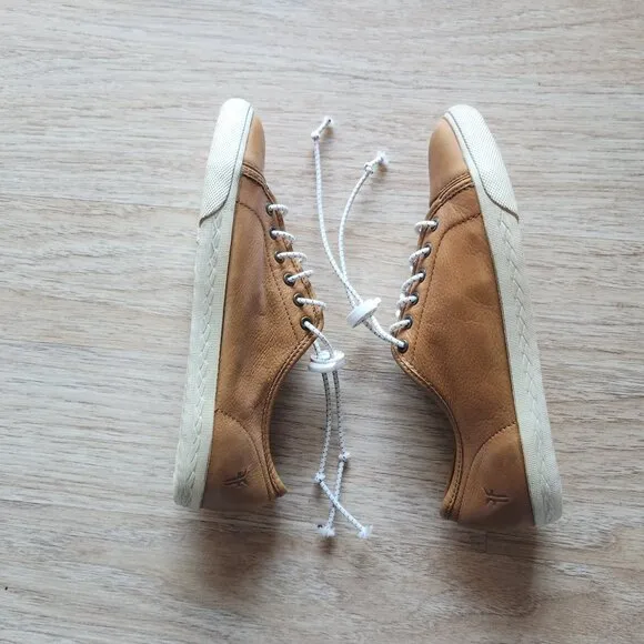 FRYE Chambers Tan Leather Low Top Lace-Up Shoes Sneakers Boy's Size 4