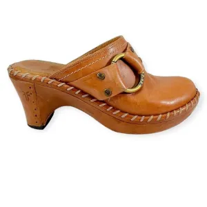 Frye Charlotte Harness Studded Cognac Leather Mules Clog Buckle Shoes Tan Size 6