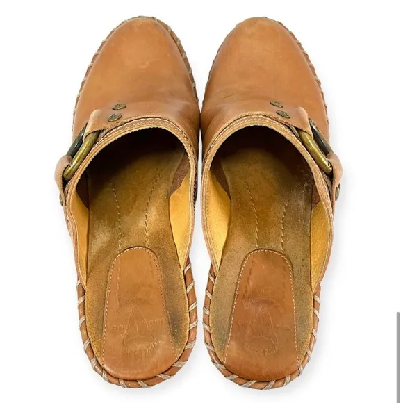 Frye Charlotte Harness Studded Cognac Leather Mules Clog Buckle Shoes Tan Size 6
