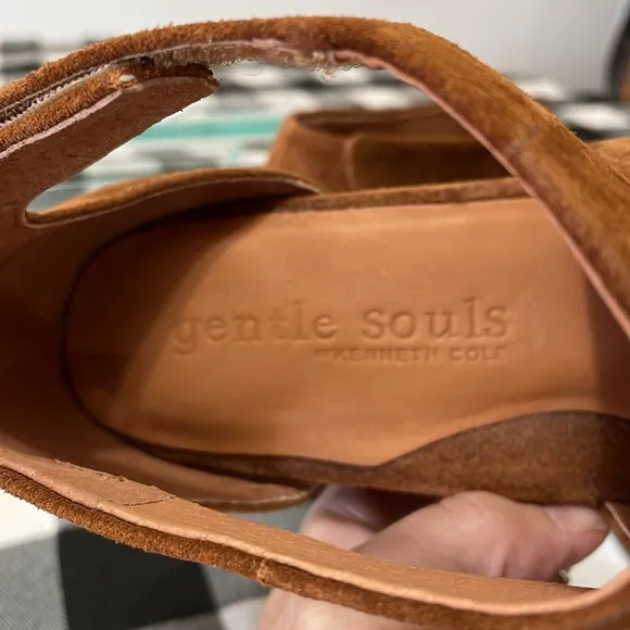 Gentle Souls Lunette Shoes Size 9.5 Open Peep Toe Wedge Brown Suede Leather