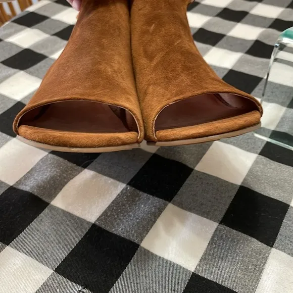 Gentle Souls Lunette Shoes Size 9.5 Open Peep Toe Wedge Brown Suede Leather