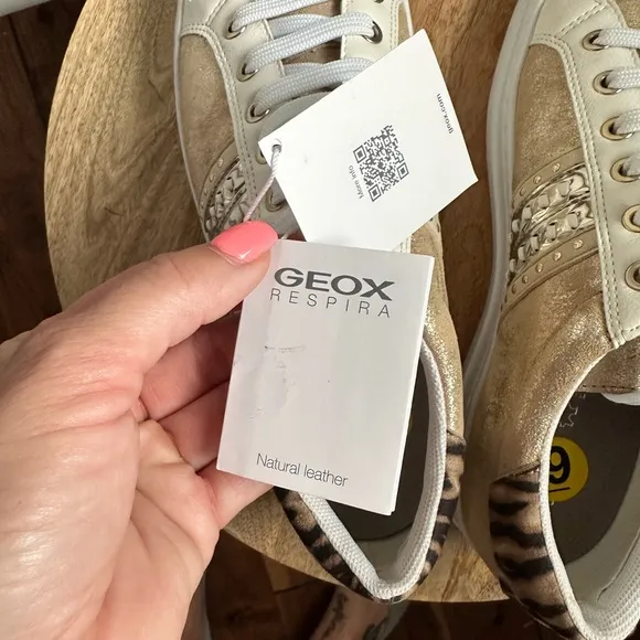 Geox Pontoise Mixed Leather Low-Top Sneakers sz: 9 NWT