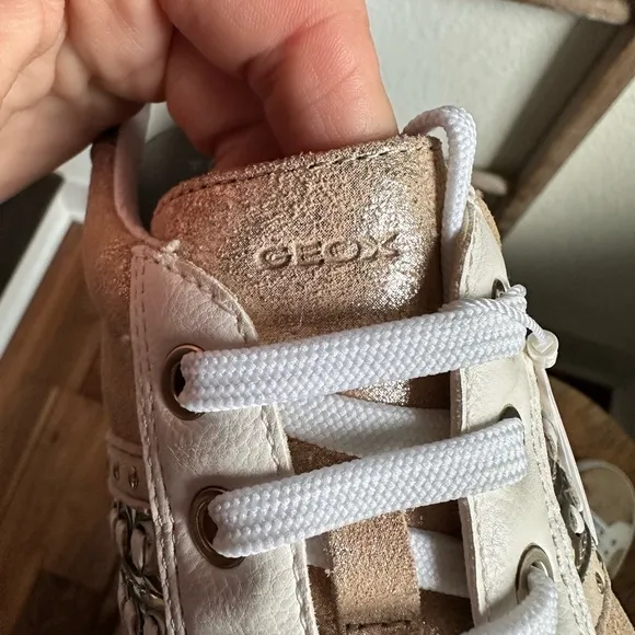 Geox Pontoise Mixed Leather Low-Top Sneakers sz: 9 NWT