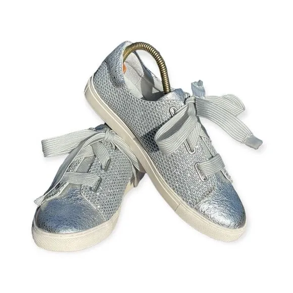 Gianni Bini Sliver Metallic Glitz Fashion Casual Tennis Shoes Size 9.5