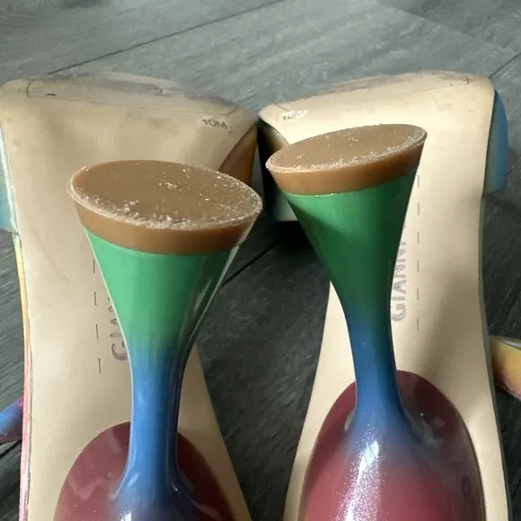 Gianni Bini Women Size 10 Vivyee Rainbow High Heel Shoes Rhinestone Detail Party