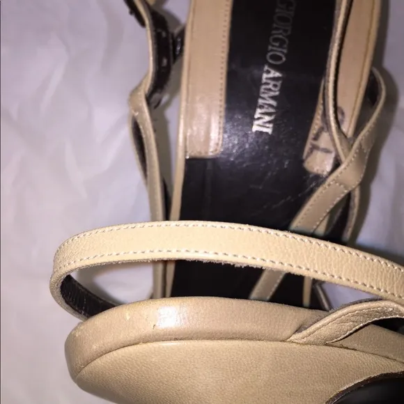 Giorgio Armani Leather Slingback’s