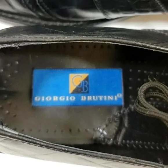 Giorgio Brutini~Men's Size 11M~Black New Leather Alligator Print Shoes.