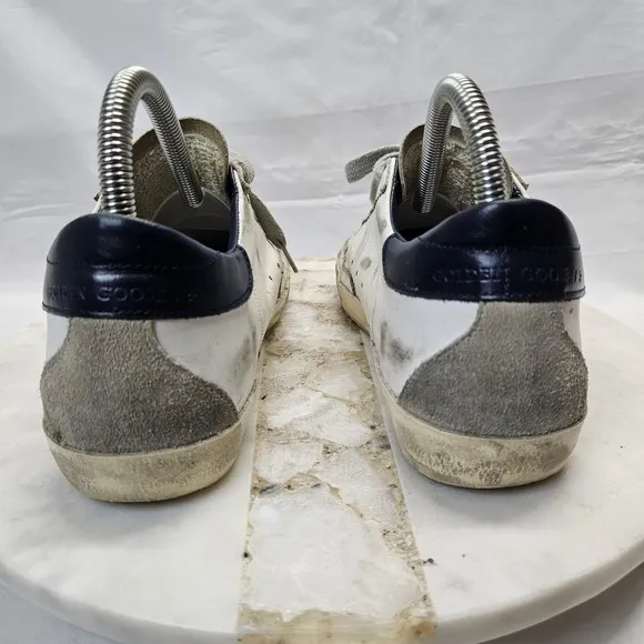 GOLDEN GOOSE  SUPERSTAR SNEAKER SIZE EU 38  US 8