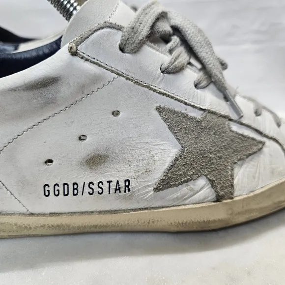 GOLDEN GOOSE  SUPERSTAR SNEAKER SIZE EU 38  US 8