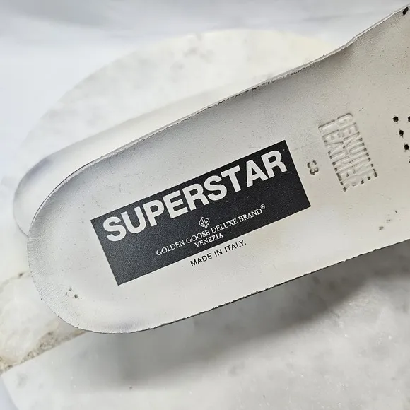 GOLDEN GOOSE  SUPERSTAR SNEAKER SIZE EU 38  US 8
