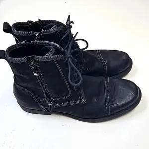 Gray Saks Fith Ave