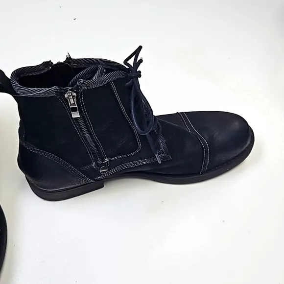 Gray Saks Fith Ave