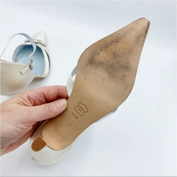 Grazia Ivory Silk Wedding Heels w/Crystal Embellishment and Ankle Strap EUC 6.5B