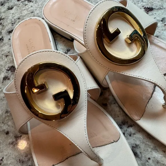 Gucci Cream and Gold Blondie Sandals with Elegant Design, size 40