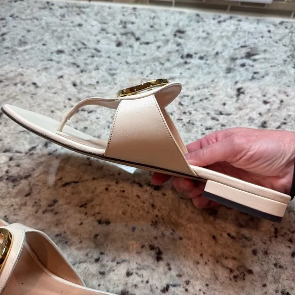 Gucci Cream and Gold Blondie Sandals with Elegant Design, size 40