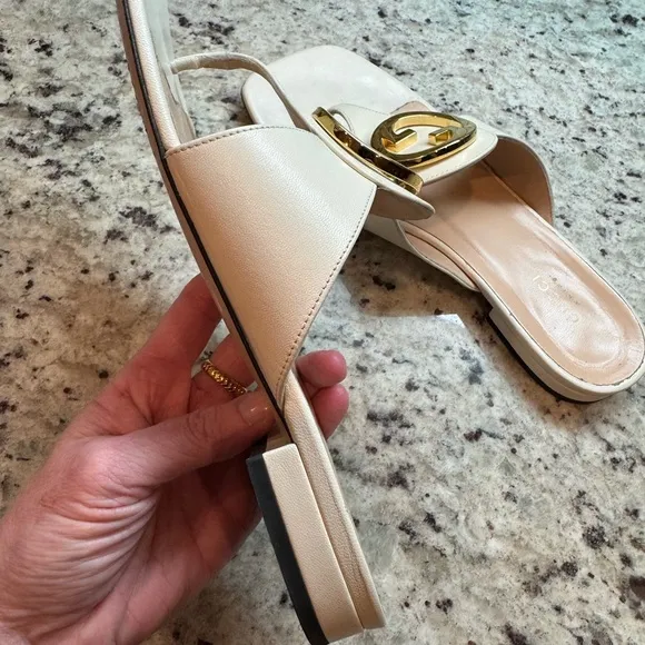 Gucci Cream and Gold Blondie Sandals with Elegant Design, size 40