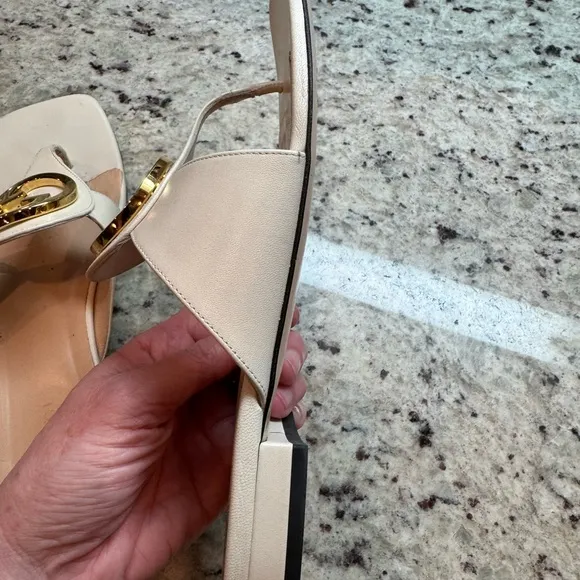 Gucci Cream and Gold Blondie Sandals with Elegant Design, size 40