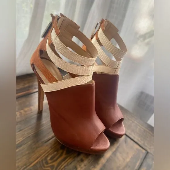 HENRI LEPORE DEZERT Off the Cuff  European Leather  Heels Shoes Size 37.5
