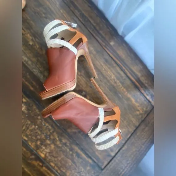 HENRI LEPORE DEZERT Off the Cuff  European Leather  Heels Shoes Size 37.5