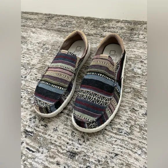 Hey Dude Thad Serape Stripe Comfort Slip on Shoes Mens Size 12‎ Lightweight