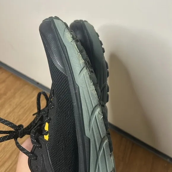 Hoka- challenger atr 6 - all terrain trail shoes