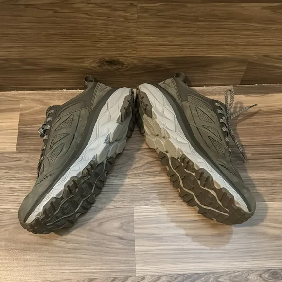 Hoka Men’s One One Gray W Challenger Waterproof Low GTX Running Shoes 8.5 D