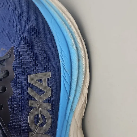 Hoka One One Bondi 8 Sneakers Men’s 10 Outer Space/ All Aboard Running Shoes