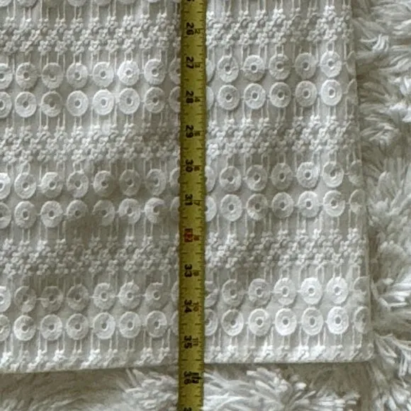 🎉HP🎉 Trina Turk Loomies Sz 2 White Mini Lace Dress Beaded Pom-Pom Fringe Trim