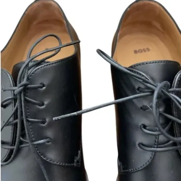 HUGO BOSS Leather Dress Shoes Kensington Derby - Made in Italy - Size 10