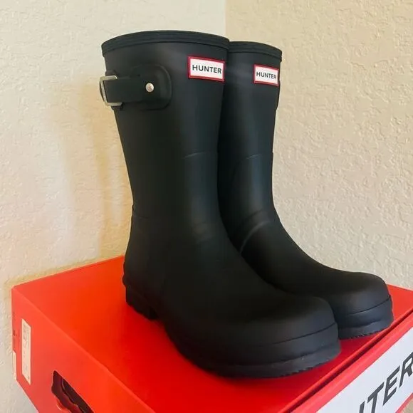 HUNTER Men's Original Short Waterproof Rain Boot, Rubber Black, Size 9, NWT