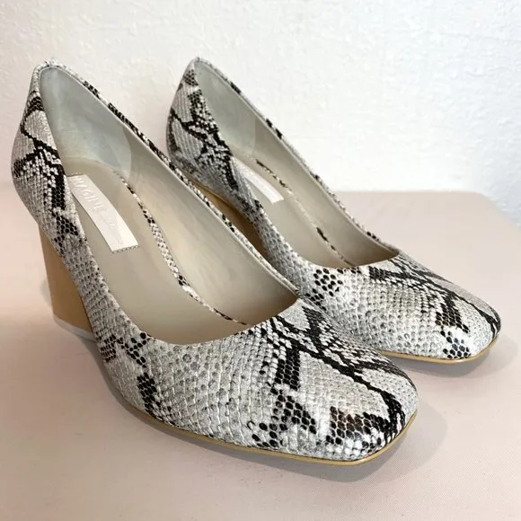 Imagine Vince Camuto Quinna Capri Snake Pump NEW