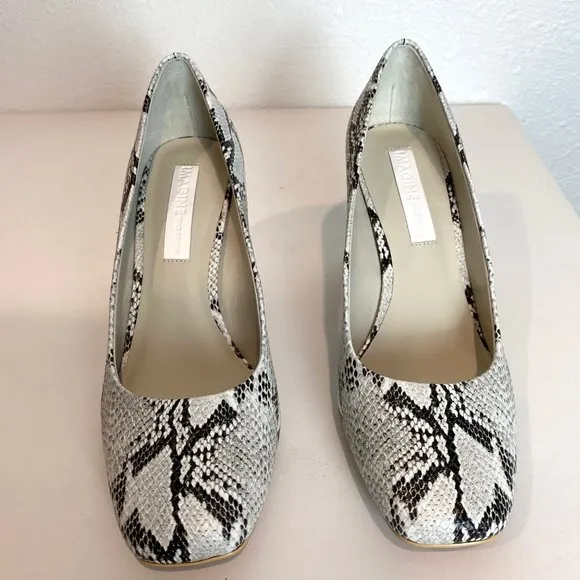 Imagine Vince Camuto Quinna Capri Snake Pump NEW
