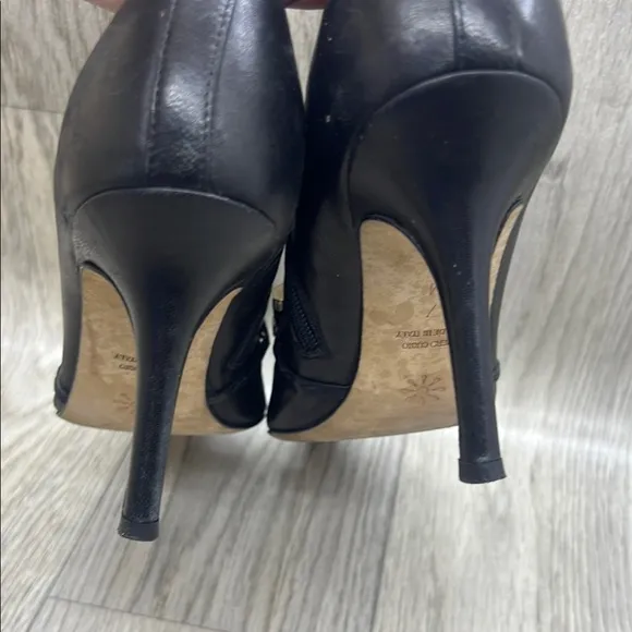 Isaac Mizrahi Leather Ankle Boot