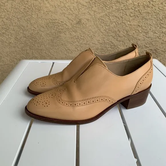 J. Crew Oxford shoes nude leather size 7.5