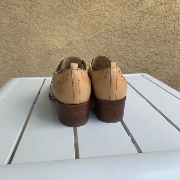 J. Crew Oxford shoes nude leather size 7.5