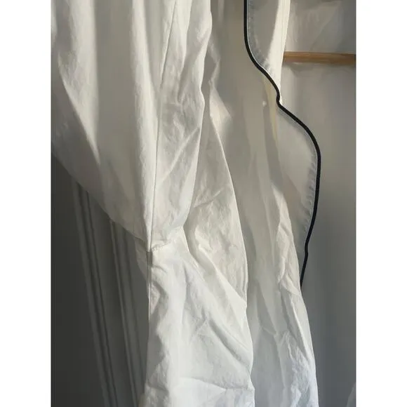 J.Crew robe white blue piping size small/medium