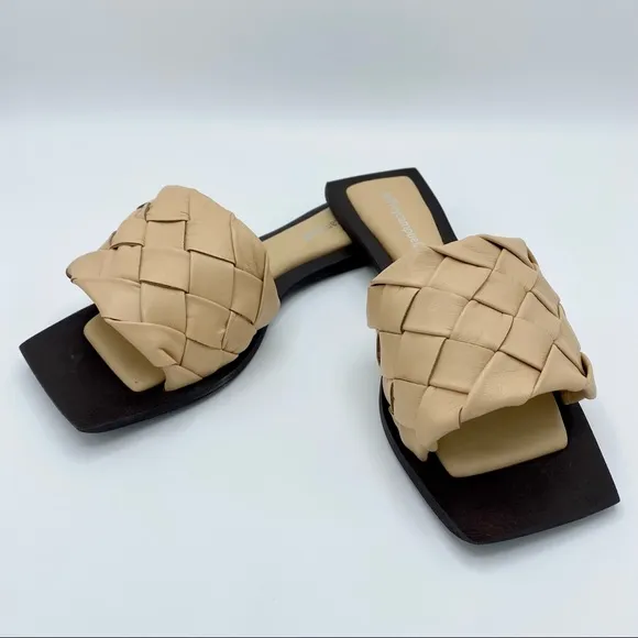 Jeffrey Campbell Natural Brown Costelo-L Slide Sandal Size 7 / 38