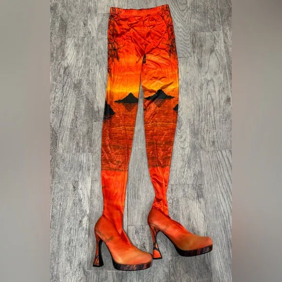 Jeffrey Campbell pantalones platform boots in orange sunset