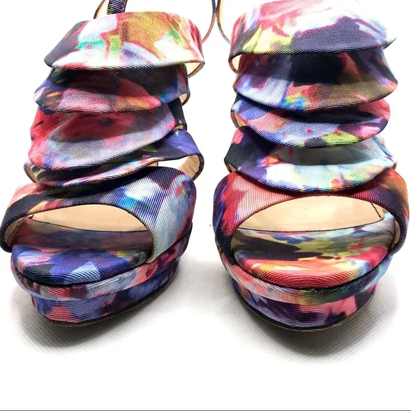 JEROME C ROUSSEAU MULTI-COLOR FABRIC COVERED &quot;QUORRA&quot; RUFFLE STILETTO HEELS (41)