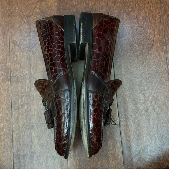 Johnston and Murphy Dapper Brown Tassel Loafers, Crocodile Embossed, Size 10.5